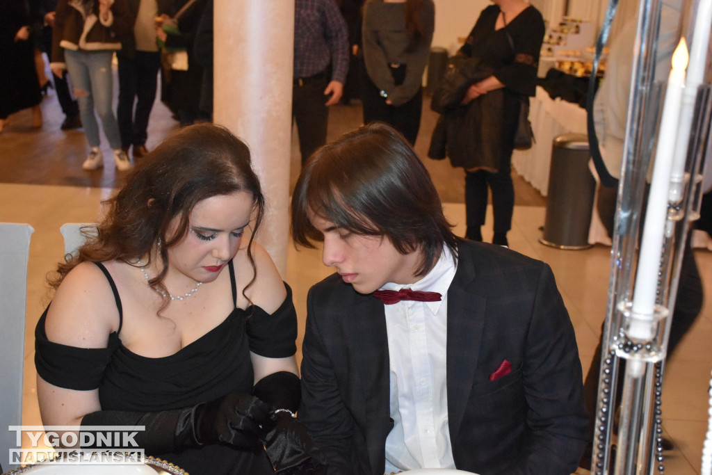 Studniów LO w Bogorii i LO w Osieku