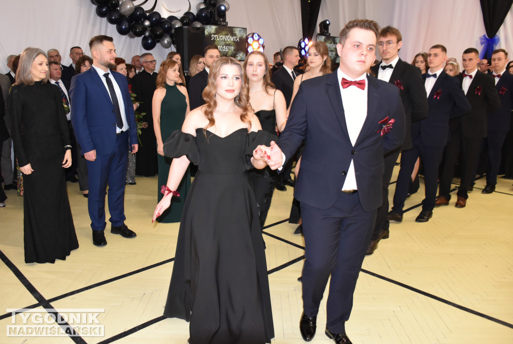 Studniówka LO w Chobrzanach