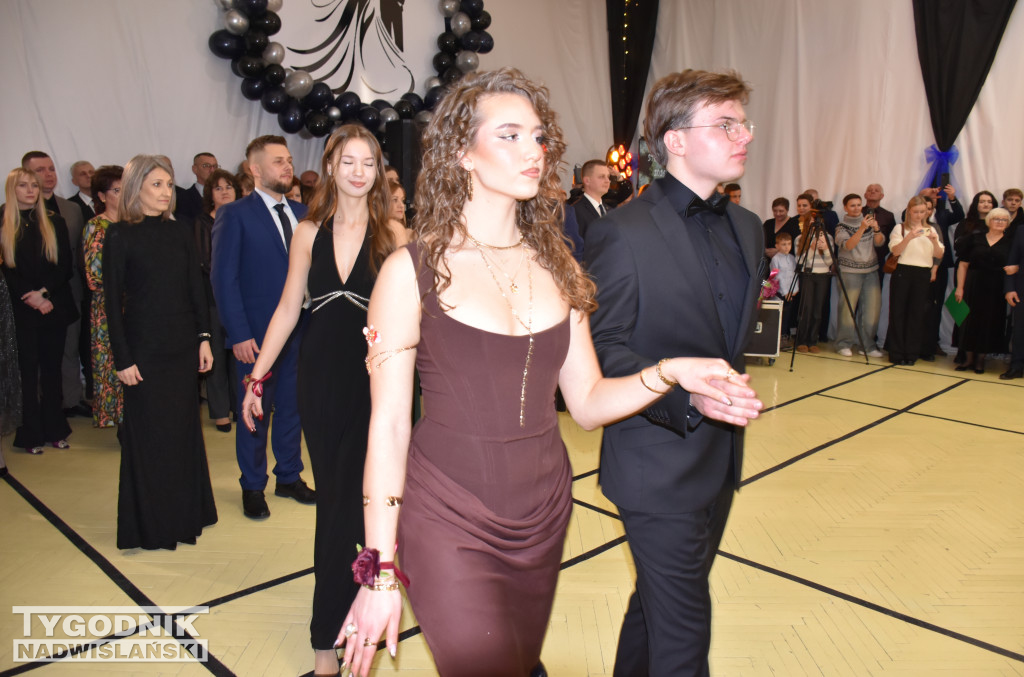 Studniówka LO w Chobrzanach