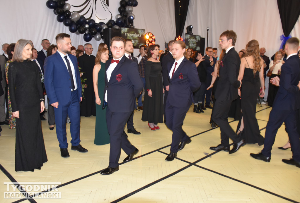 Studniówka LO w Chobrzanach