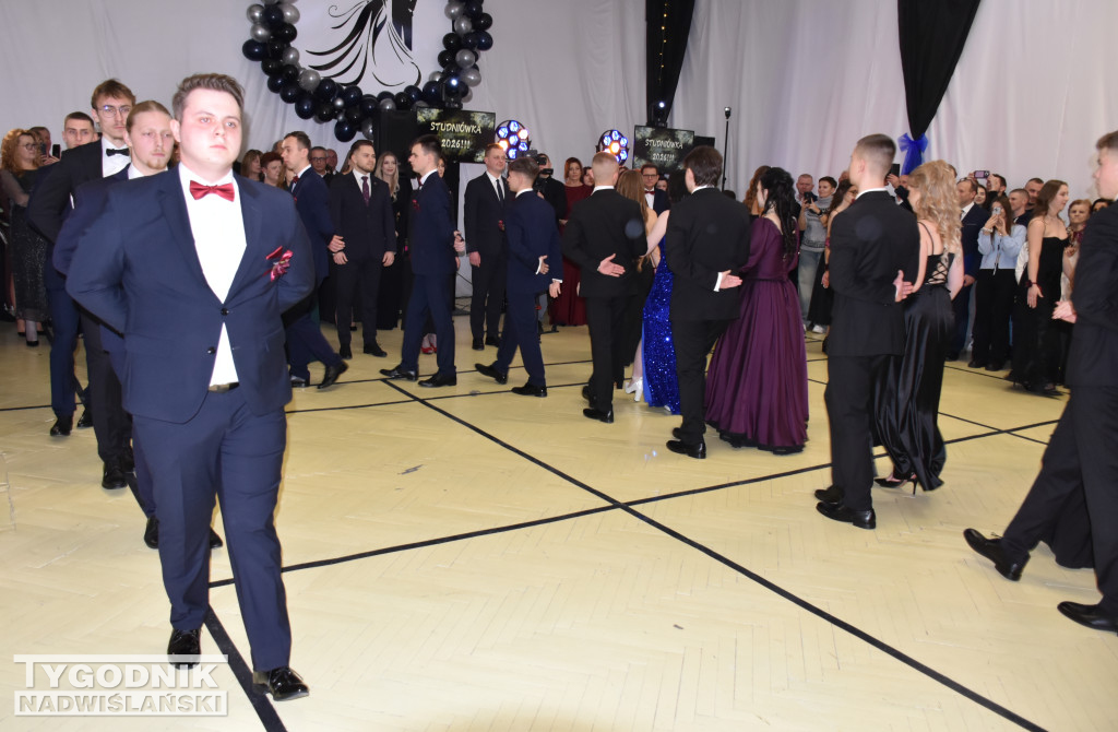 Studniówka LO w Chobrzanach