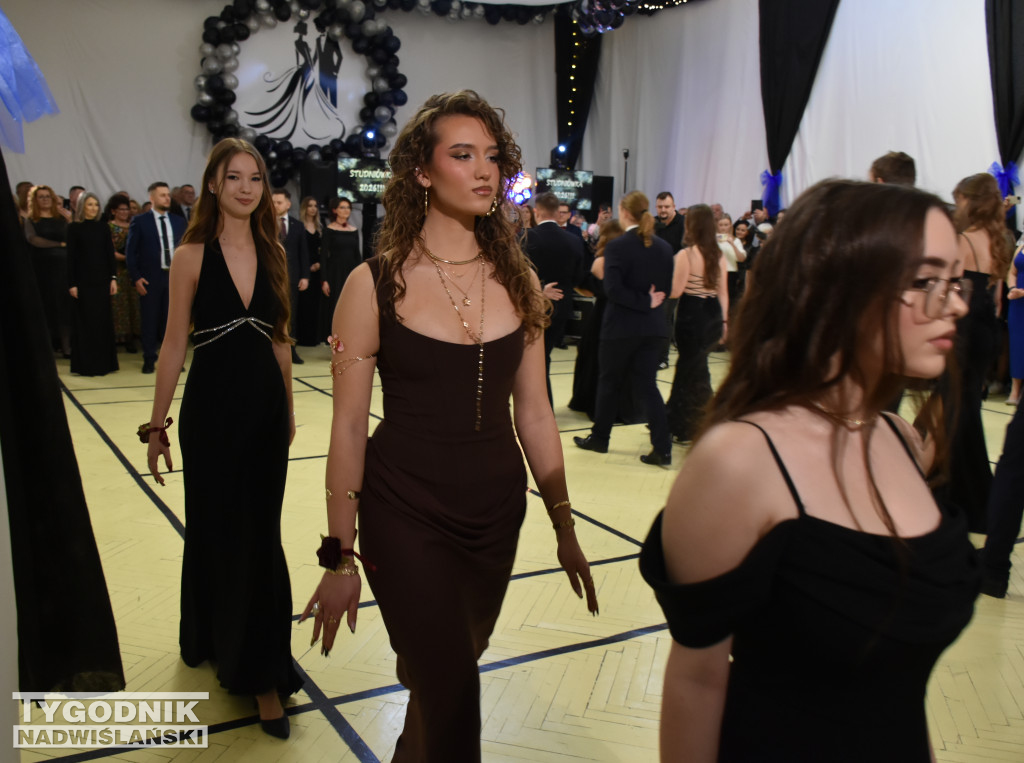 Studniówka LO w Chobrzanach