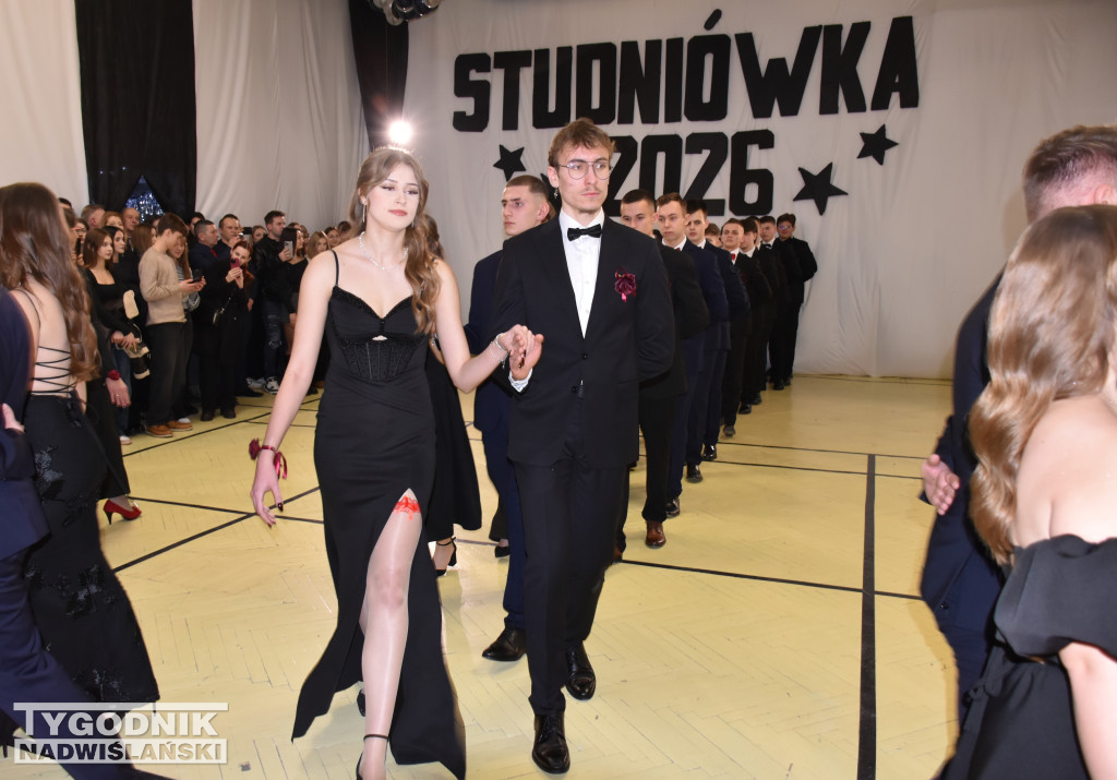 Studniówka LO w Chobrzanach