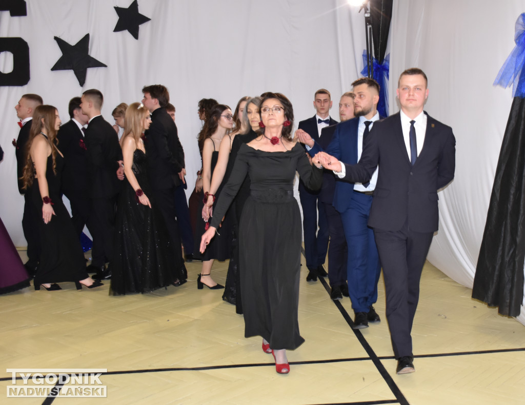 Studniówka LO w Chobrzanach