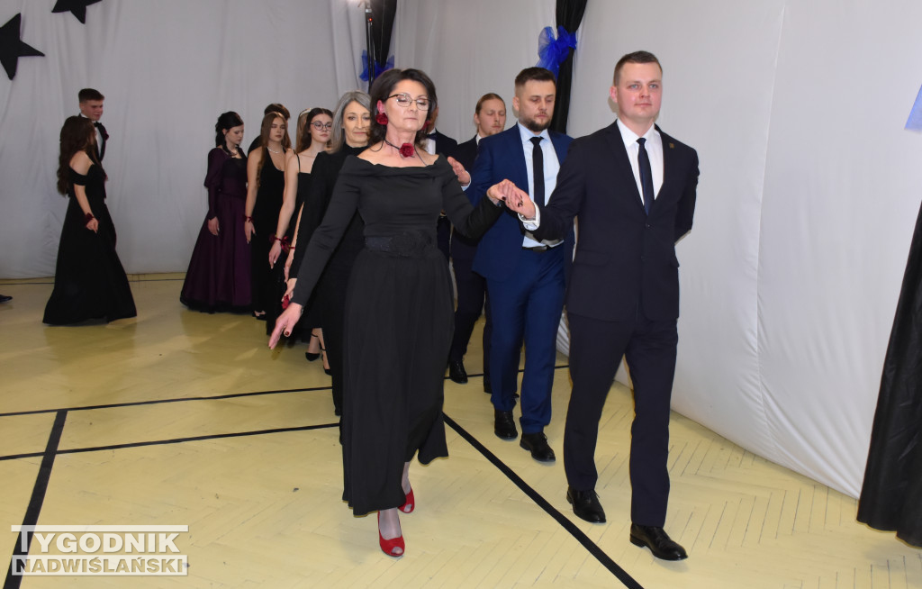 Studniówka LO w Chobrzanach