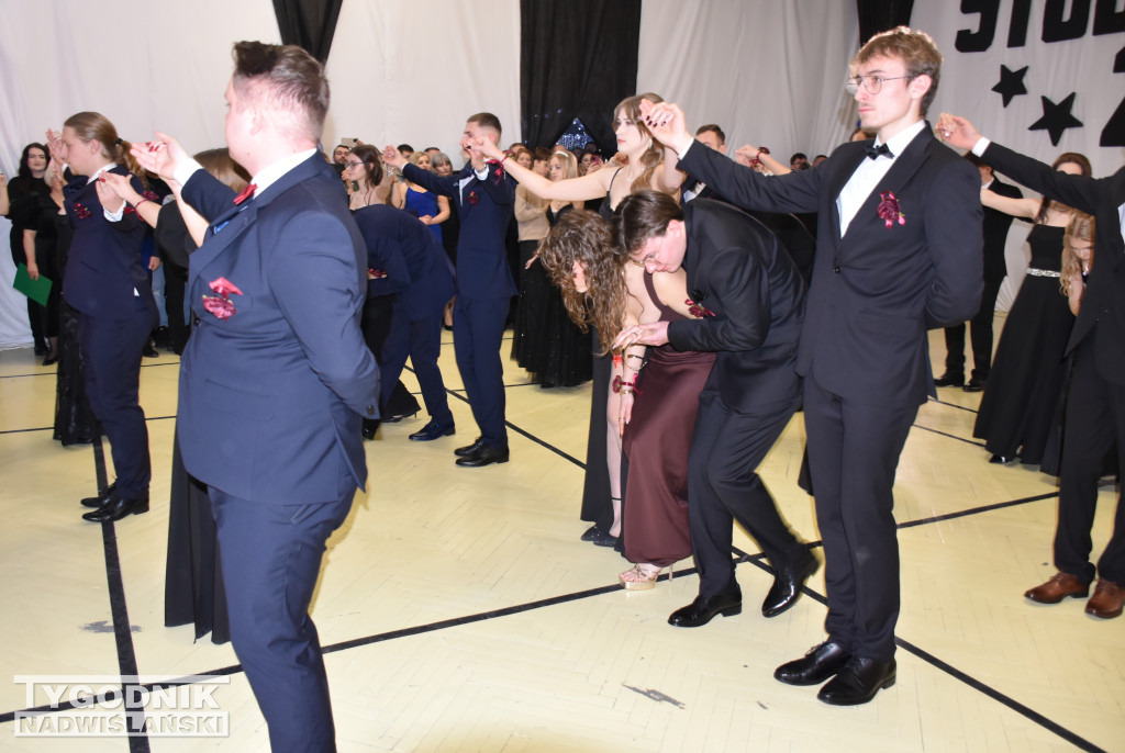 Studniówka LO w Chobrzanach