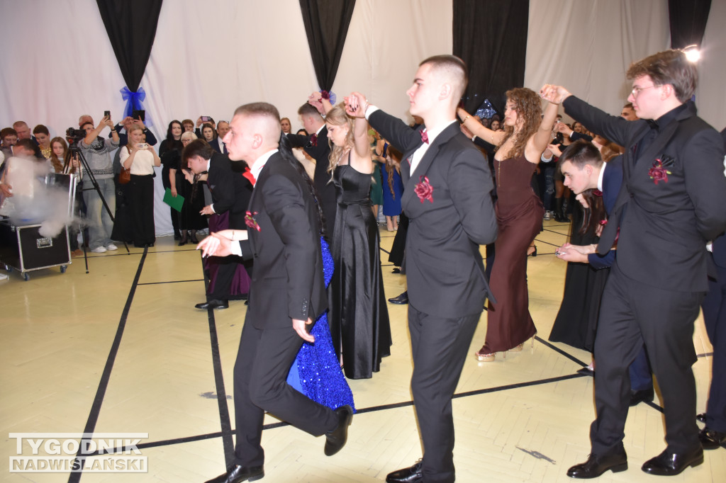 Studniówka LO w Chobrzanach