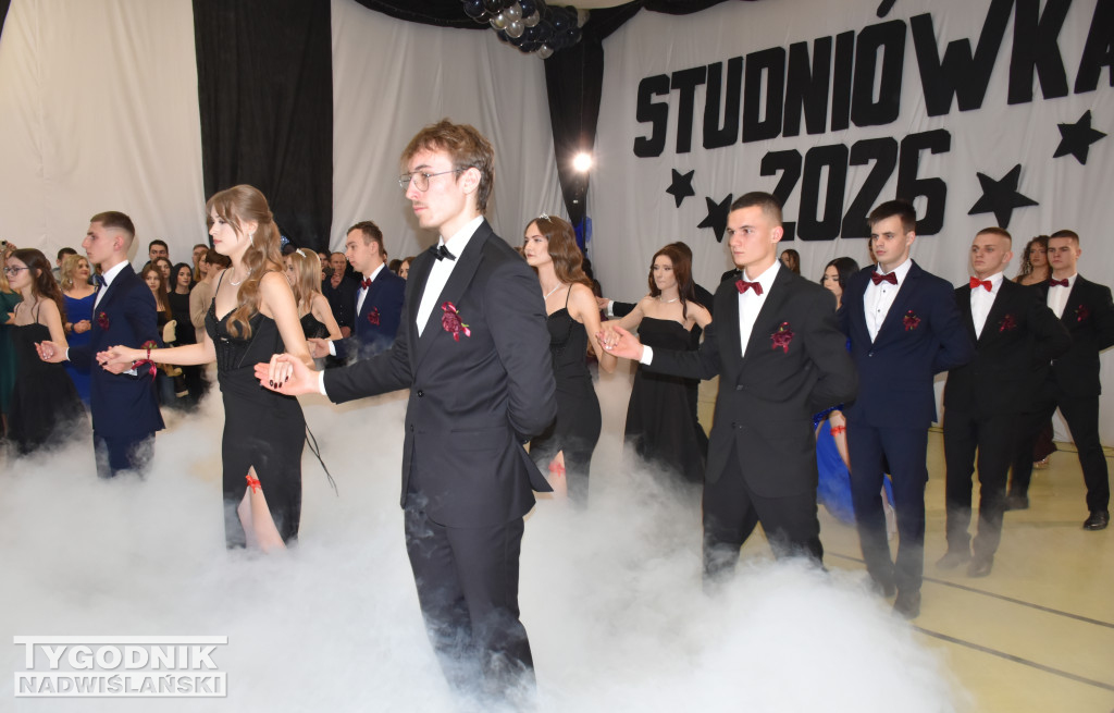 Studniówka LO w Chobrzanach