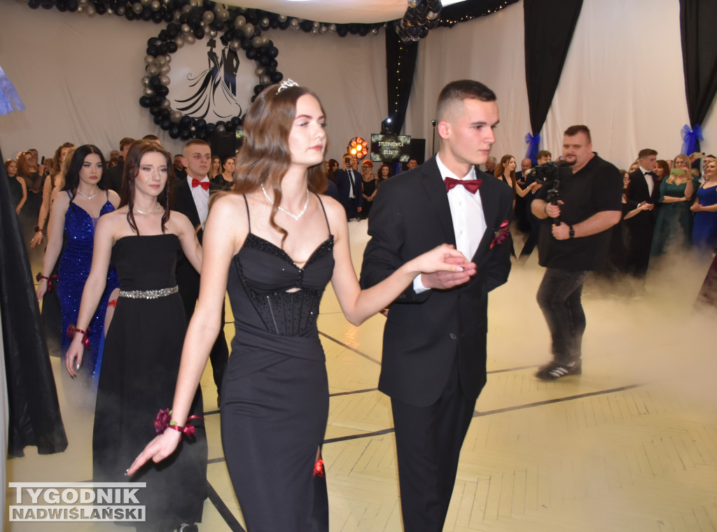 Studniówka LO w Chobrzanach