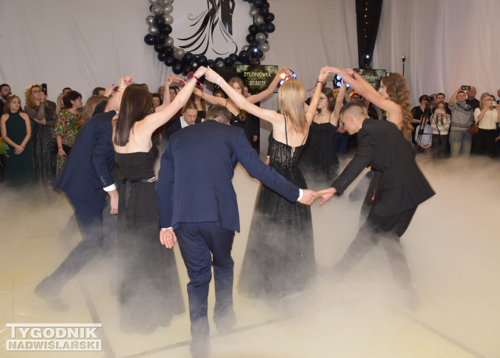 Studniówka LO w Chobrzanach