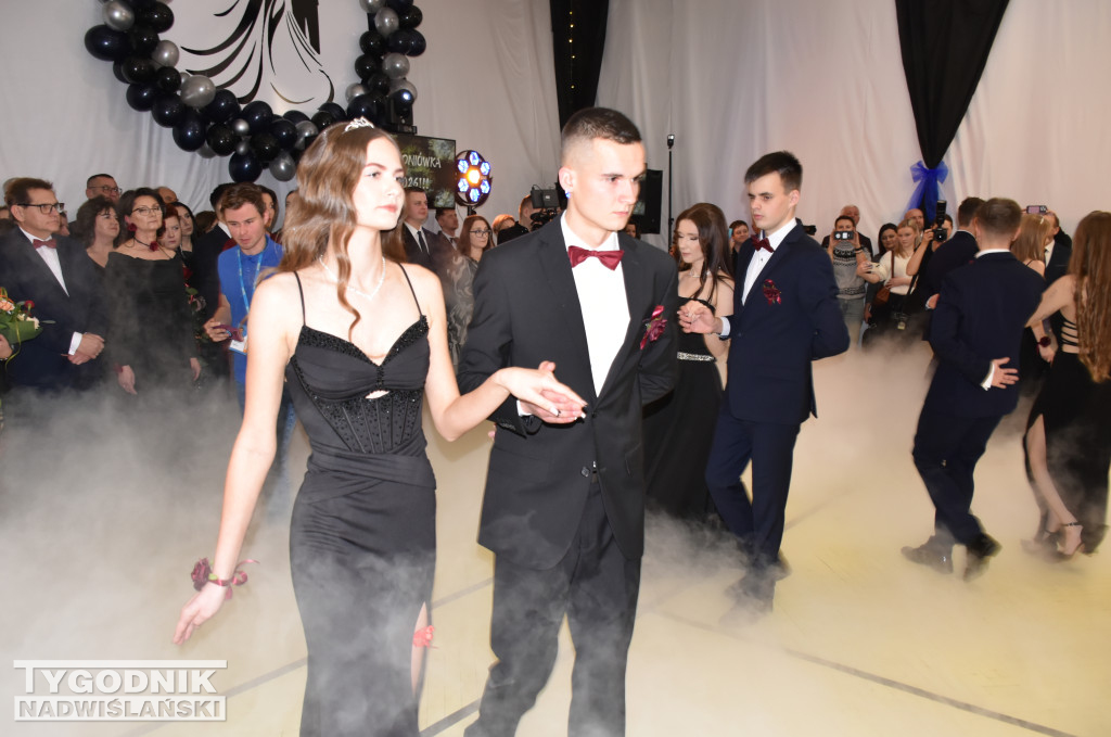 Studniówka LO w Chobrzanach