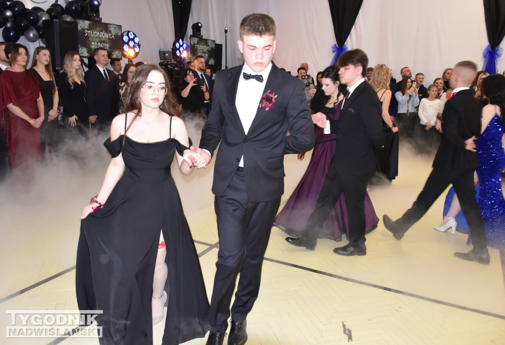 Studniówka LO w Chobrzanach