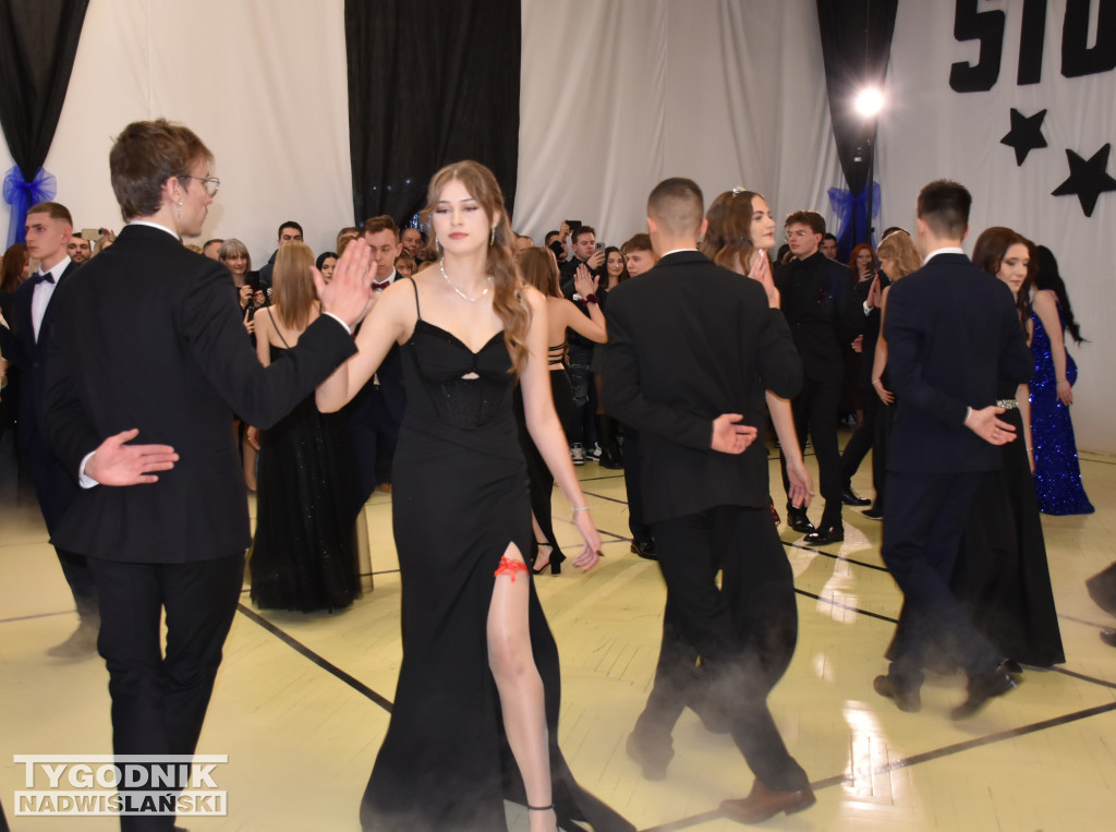 Studniówka LO w Chobrzanach