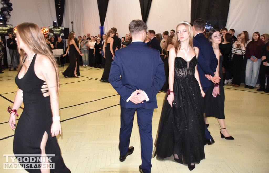 Studniówka LO w Chobrzanach