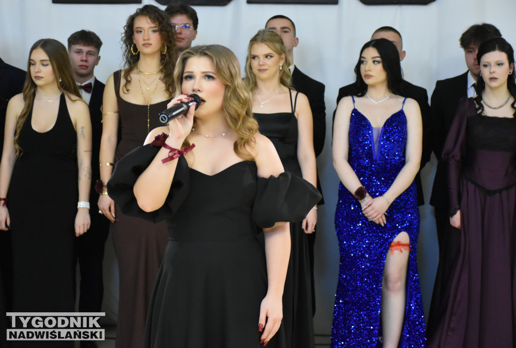 Studniówka LO w Chobrzanach