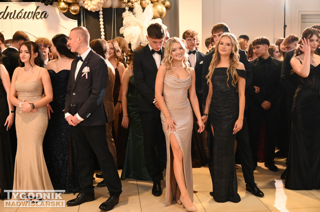 Studniówka LO im. M. Kopernika w Tarnobrzegu cz. 2