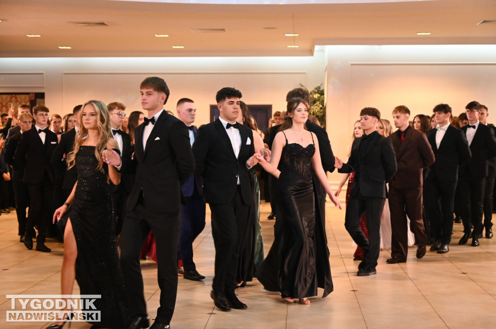 Studniówka LO im. M. Kopernika w Tarnobrzegu cz. 2