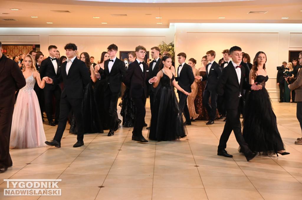 Studniówka LO im. M. Kopernika w Tarnobrzegu cz. 2