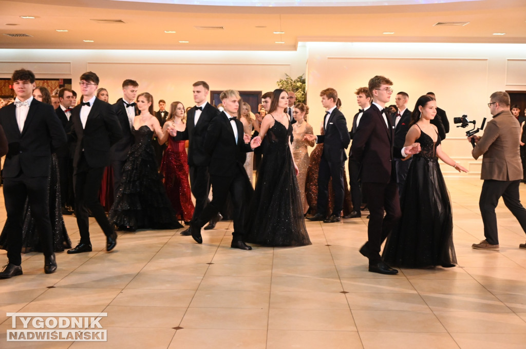 Studniówka LO im. M. Kopernika w Tarnobrzegu cz. 2