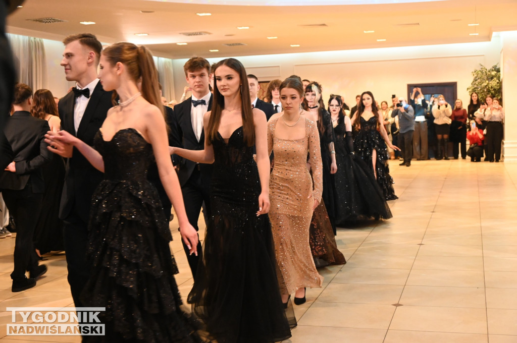 Studniówka LO im. M. Kopernika w Tarnobrzegu cz. 2