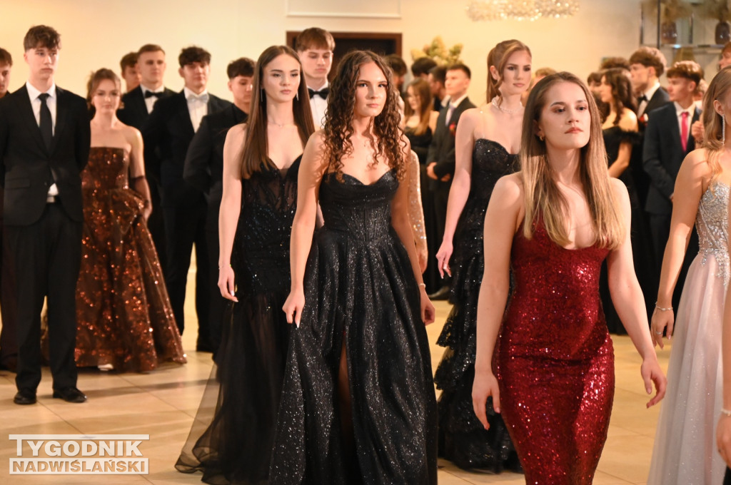 Studniówka LO im. M. Kopernika w Tarnobrzegu cz. 2