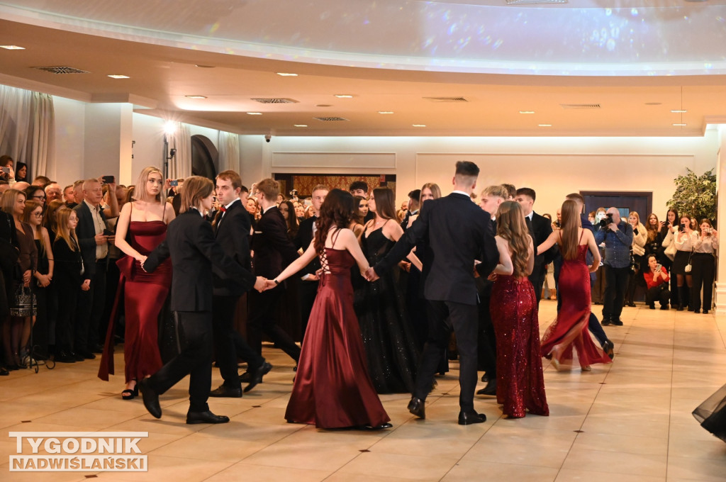 Studniówka LO im. M. Kopernika w Tarnobrzegu cz. 2