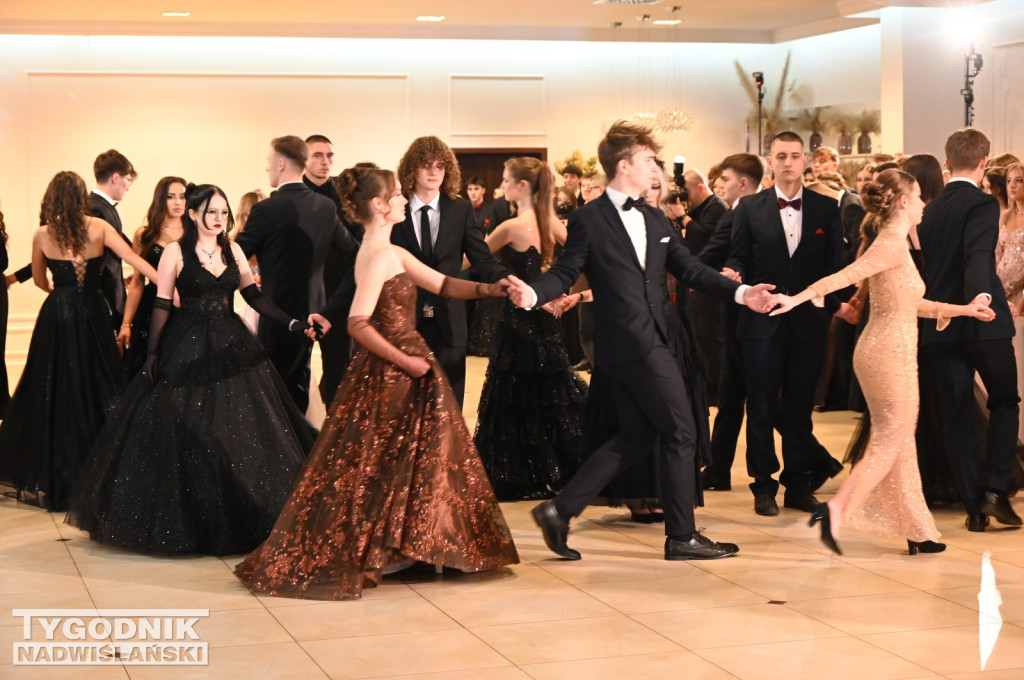 Studniówka LO im. M. Kopernika w Tarnobrzegu cz. 2