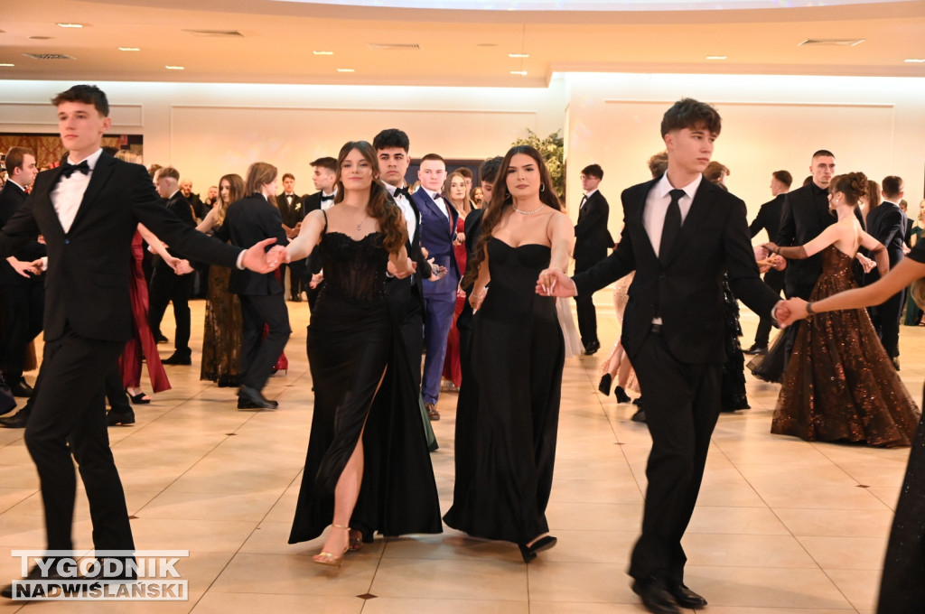 Studniówka LO im. M. Kopernika w Tarnobrzegu cz. 2