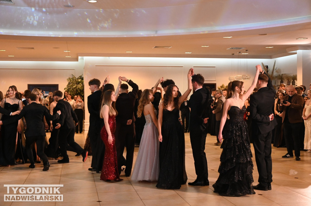 Studniówka LO im. M. Kopernika w Tarnobrzegu cz. 2