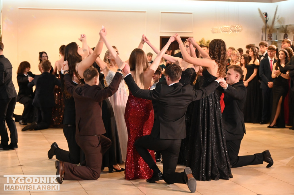 Studniówka LO im. M. Kopernika w Tarnobrzegu cz. 2