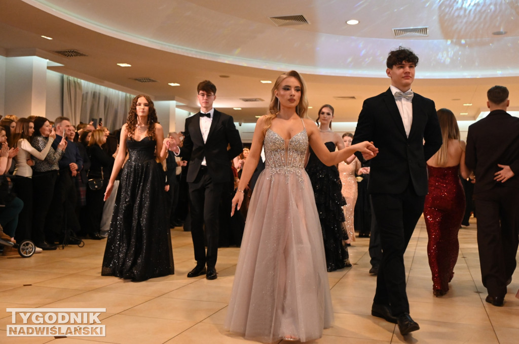 Studniówka LO im. M. Kopernika w Tarnobrzegu cz. 2