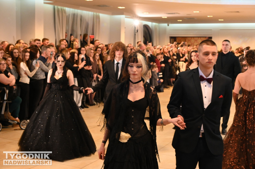 Studniówka LO im. M. Kopernika w Tarnobrzegu cz. 2