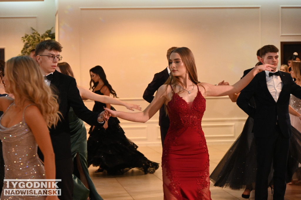 Studniówka LO im. M. Kopernika w Tarnobrzegu cz. 2