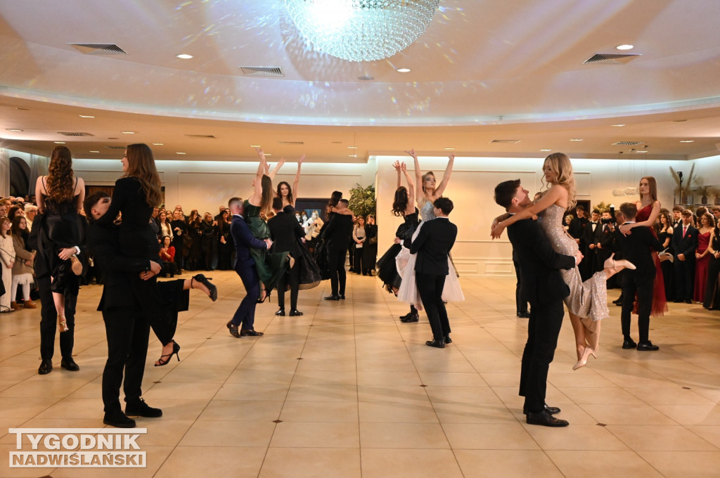 Studniówka LO im. M. Kopernika w Tarnobrzegu cz. 2