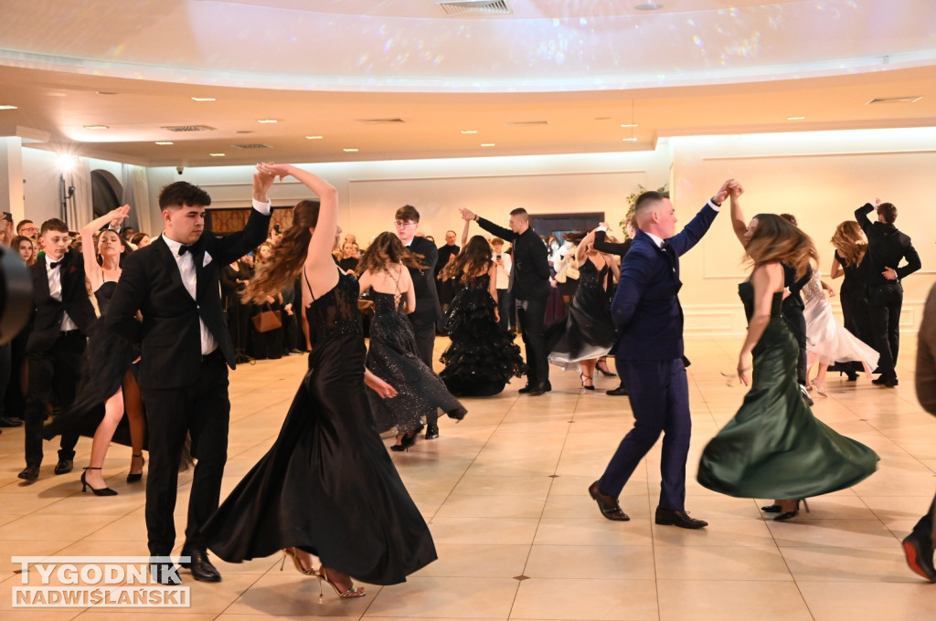 Studniówka LO im. M. Kopernika w Tarnobrzegu cz. 2