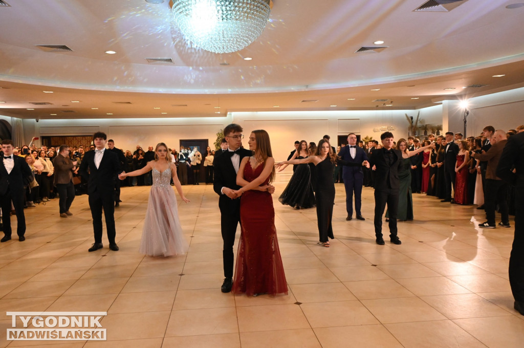 Studniówka LO im. M. Kopernika w Tarnobrzegu cz. 2