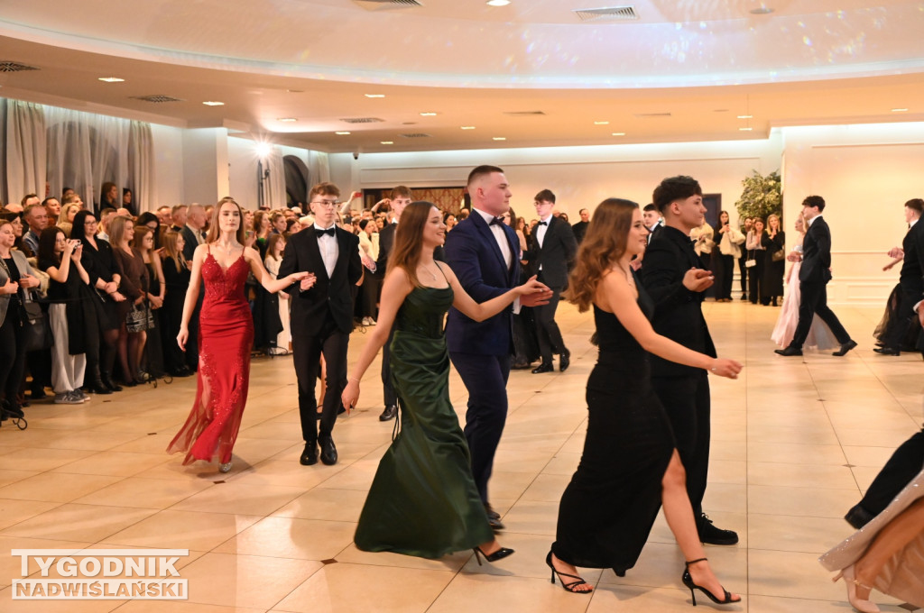 Studniówka LO im. M. Kopernika w Tarnobrzegu cz. 2