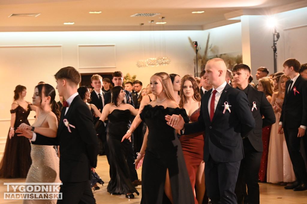 Studniówka LO im. M. Kopernika w Tarnobrzegu cz. 2