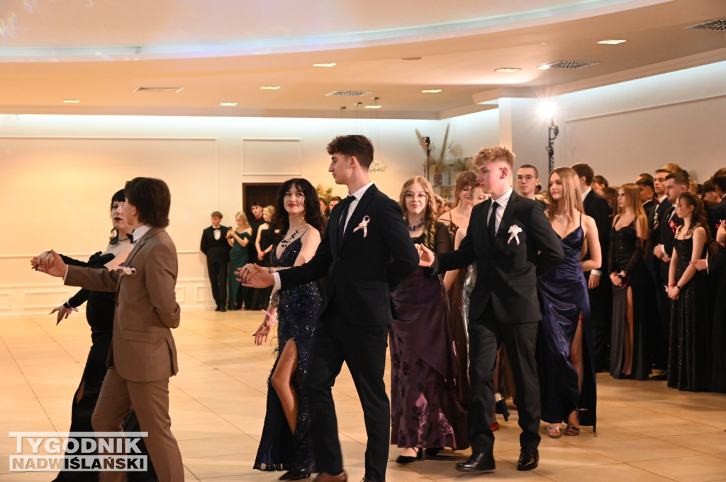 Studniówka LO im. M. Kopernika w Tarnobrzegu cz. 2