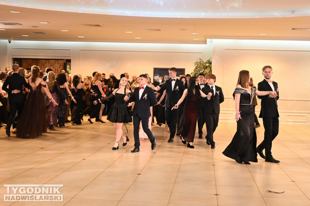 Studniówka LO im. M. Kopernika w Tarnobrzegu cz. 2