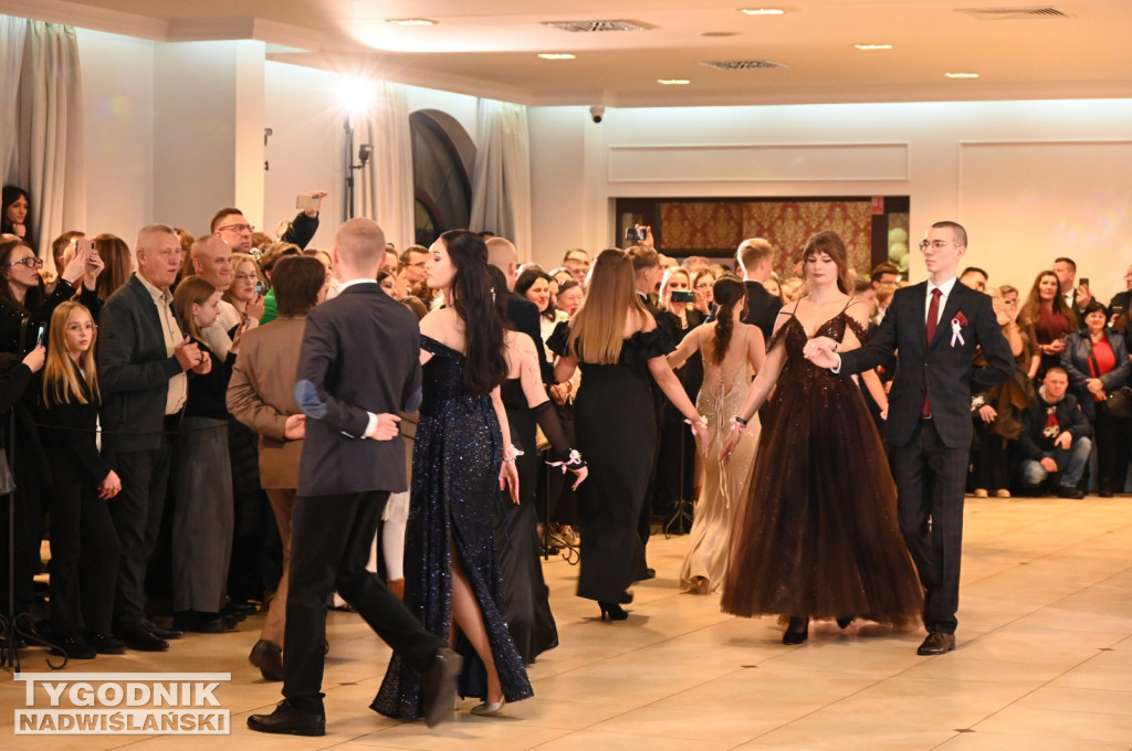 Studniówka LO im. M. Kopernika w Tarnobrzegu cz. 2