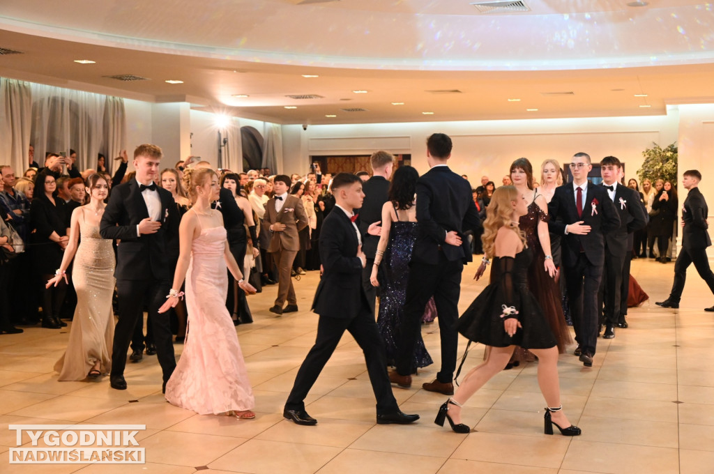 Studniówka LO im. M. Kopernika w Tarnobrzegu cz. 2