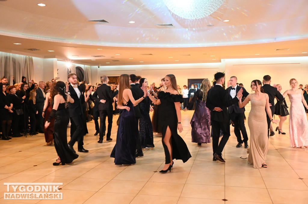 Studniówka LO im. M. Kopernika w Tarnobrzegu cz. 2