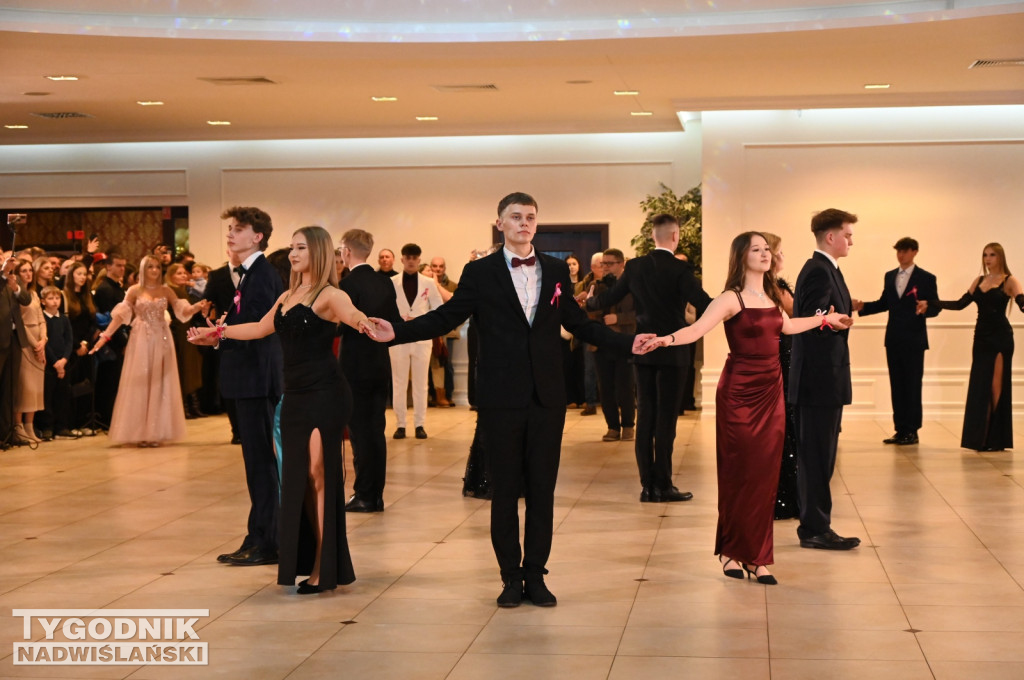 Studniówka LO im. M. Kopernika w Tarnobrzegu cz. 2