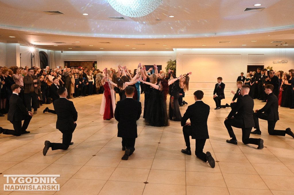 Studniówka LO im. M. Kopernika w Tarnobrzegu cz. 2