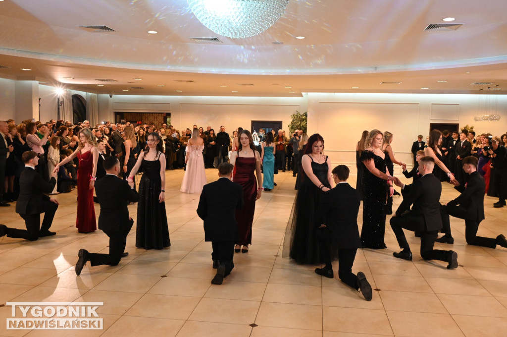 Studniówka LO im. M. Kopernika w Tarnobrzegu cz. 2