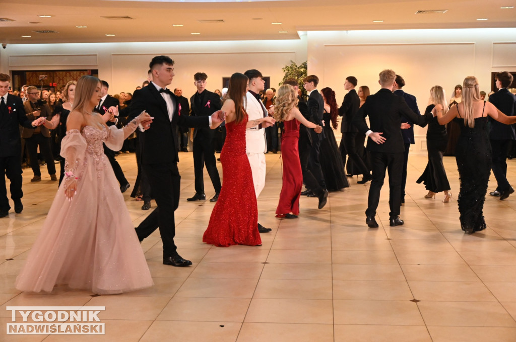 Studniówka LO im. M. Kopernika w Tarnobrzegu cz. 2