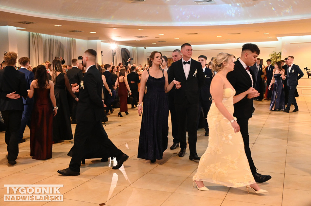 Studniówka LO im. M. Kopernika w Tarnobrzegu cz. 2