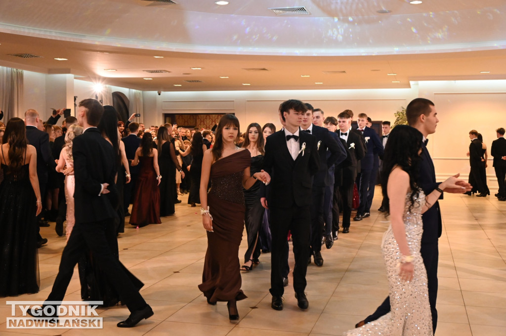 Studniówka LO im. M. Kopernika w Tarnobrzegu cz. 2