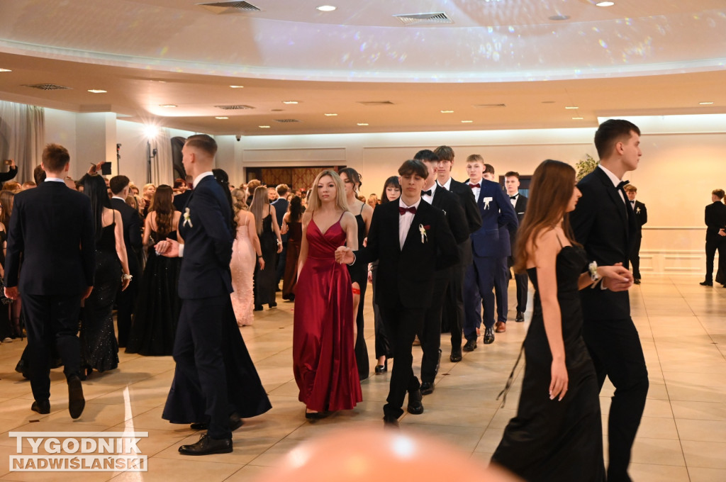 Studniówka LO im. M. Kopernika w Tarnobrzegu cz. 2